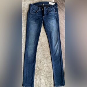 Rag & Bone Skinny Jeans EUC 25